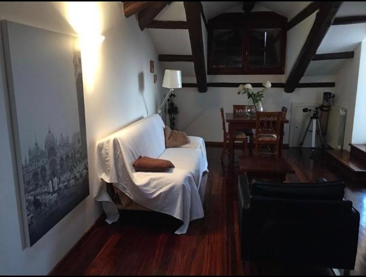 Stylish Penthouse Apartment In Venice Lido, 10 Minutes From Saint Marks Square Lido di Venezia Exterior photo