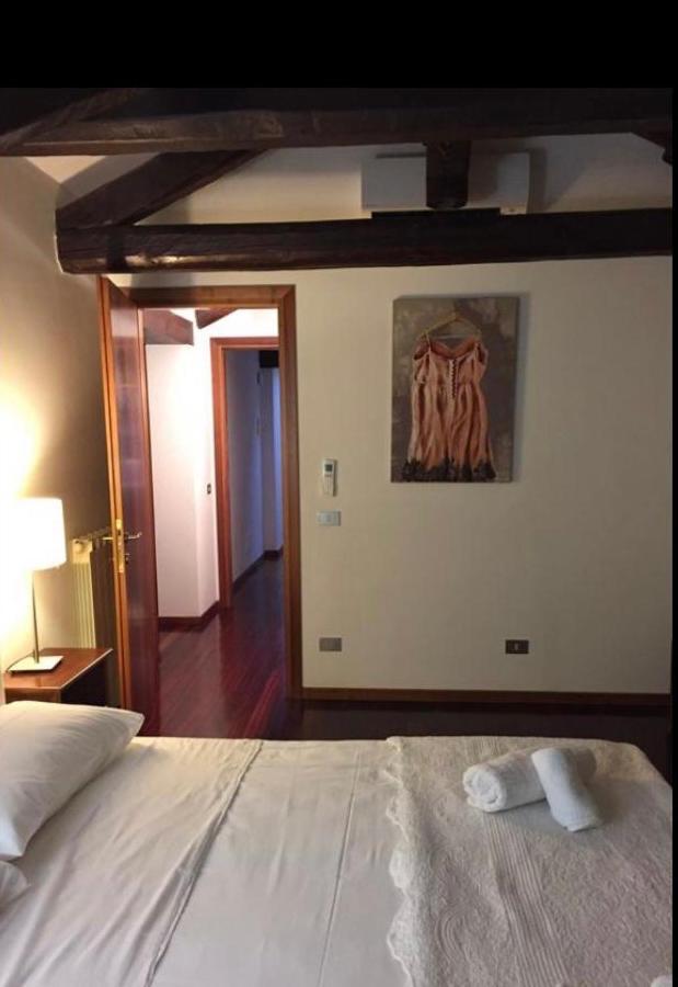 Stylish Penthouse Apartment In Venice Lido, 10 Minutes From Saint Marks Square Lido di Venezia Exterior photo
